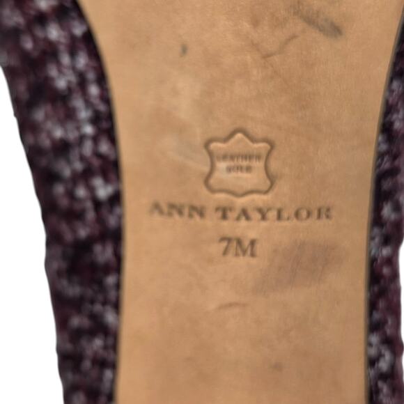 Ann Taylor Maya Burgundy Tweed Cap Toe Chain Trim Heels Size 7M - Picture 9 of 16